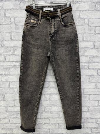 9023LookVng /  1